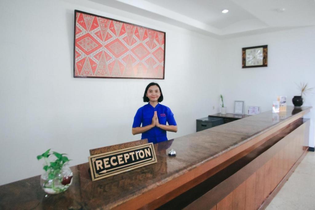 Pia Hotel Pangkalpinang Pangkalan Baru Extérieur photo